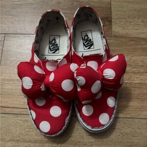 Vans Minnie Mouse slip ons